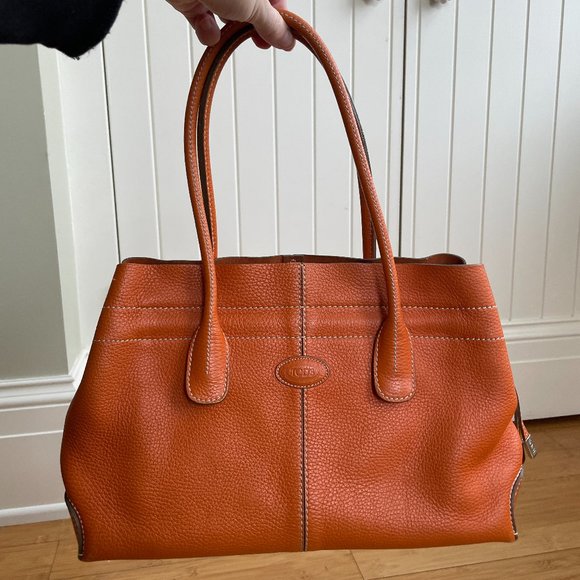 TOD’S Orange Handbag - Picture 2 of 15